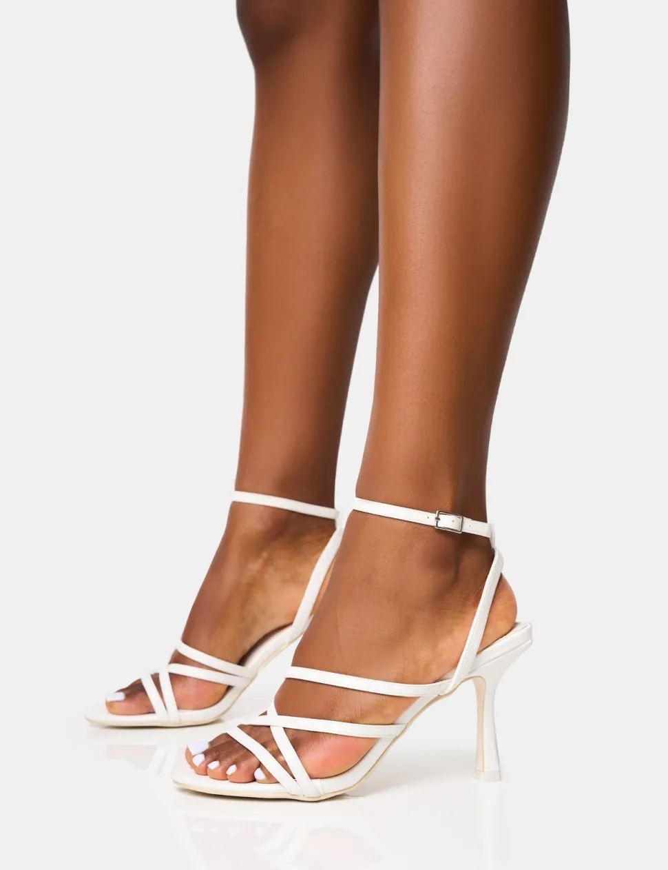 Cheap Free Spirit Strappy Round Toe Mid Heels Mid Heels | Mid Heels