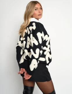 New Graphic Knitted Jumper & White Tops