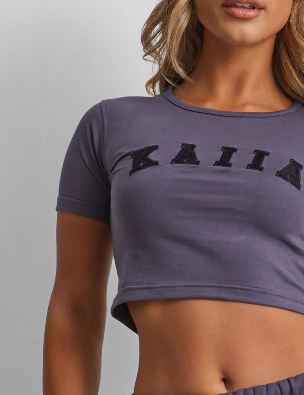 Fashion Kaiia Baby Tee Dark Sculpt & Leisure | Kaiia The Label