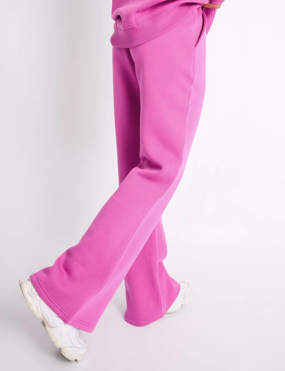 New Kaiia Logo Wide Leg Joggers Bubblegum Pink Sculpt & Leisure | Kaiia The Label
