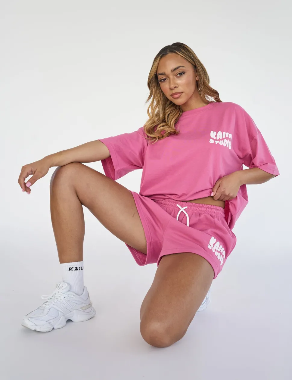 Store Kaiia Studio Bubble Logo Oversized T-shirt Pink Sculpt & Leisure | Kaiia The Label