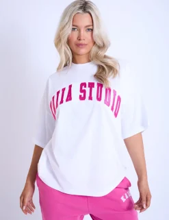 Hot Kaiia Studio Oversized T-Shirt & Hot Pink Back In Stock | Sculpt & Leisure
