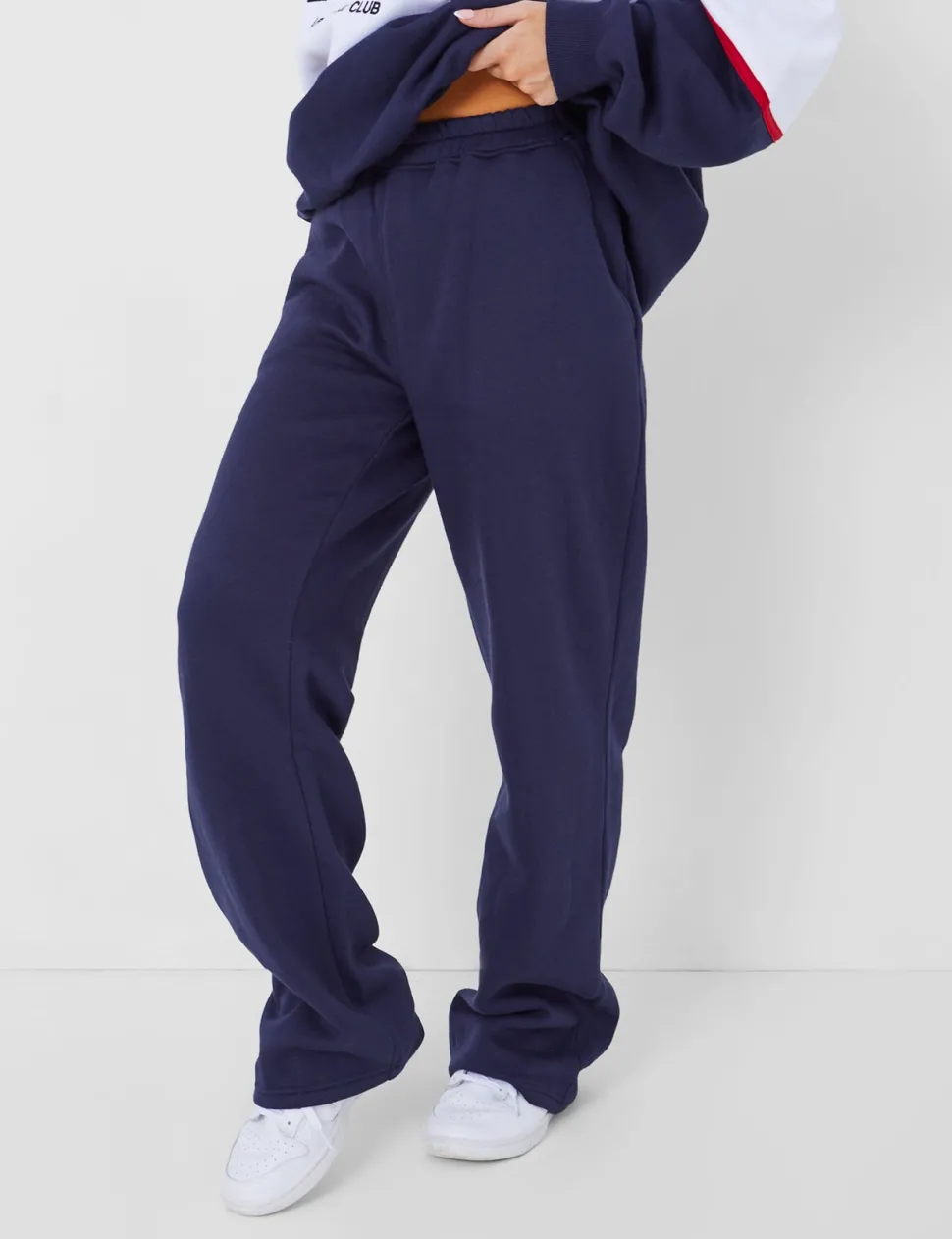 Cheap Kaiia Wide Leg Sweat Pants in Sculpt & Leisure | Kaiia The Label