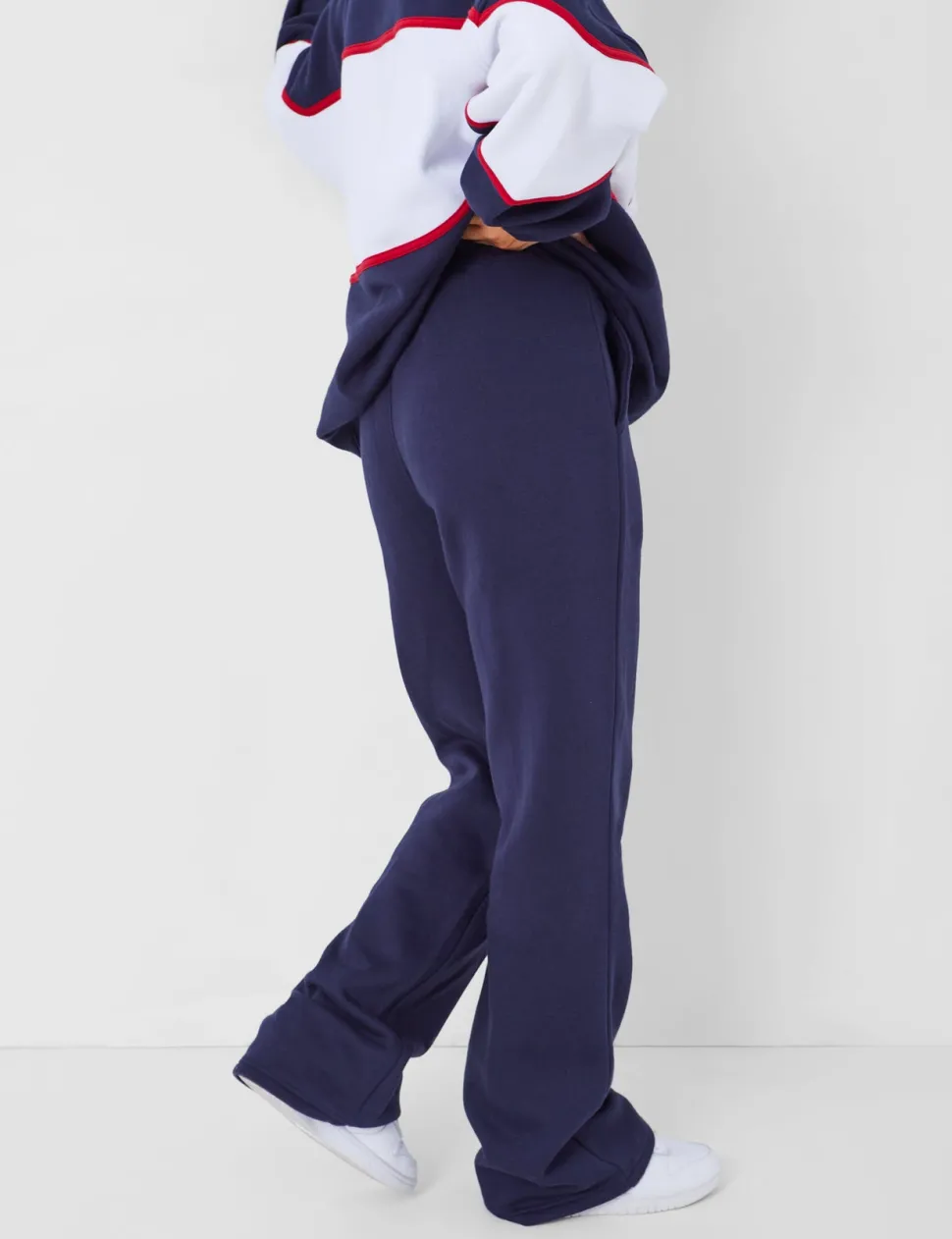 Cheap Kaiia Wide Leg Sweat Pants in Sculpt & Leisure | Kaiia The Label