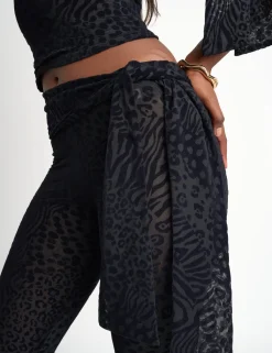 Discount Knot Detail Tie Side Leopard Devore Capri Pants Sculpt & Leisure | Kaiia The Label