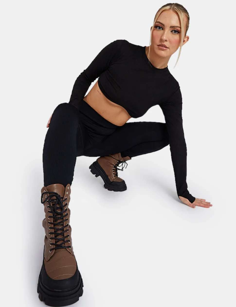 Best Long Sleeve Underbust Crop Top Sculpt & Leisure | Kaiia The Label