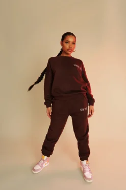Cheap New York Oversized Sweatshirt Chocolate Sculpt & Leisure | Kaiia The Label