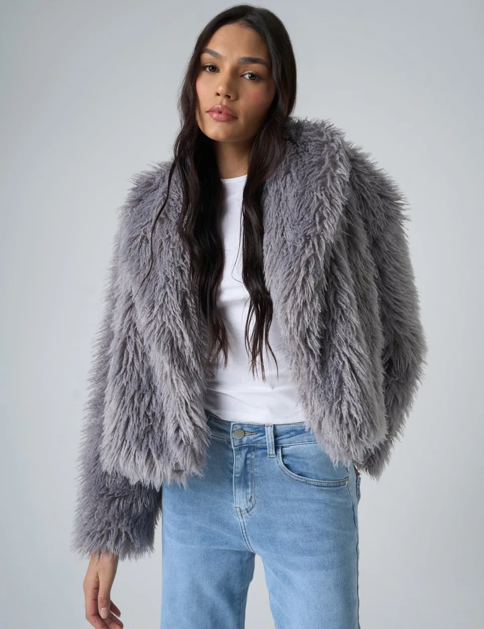 Store Short Shaggy Faux Fur Jacket Sculpt & Leisure | Kaiia The Label