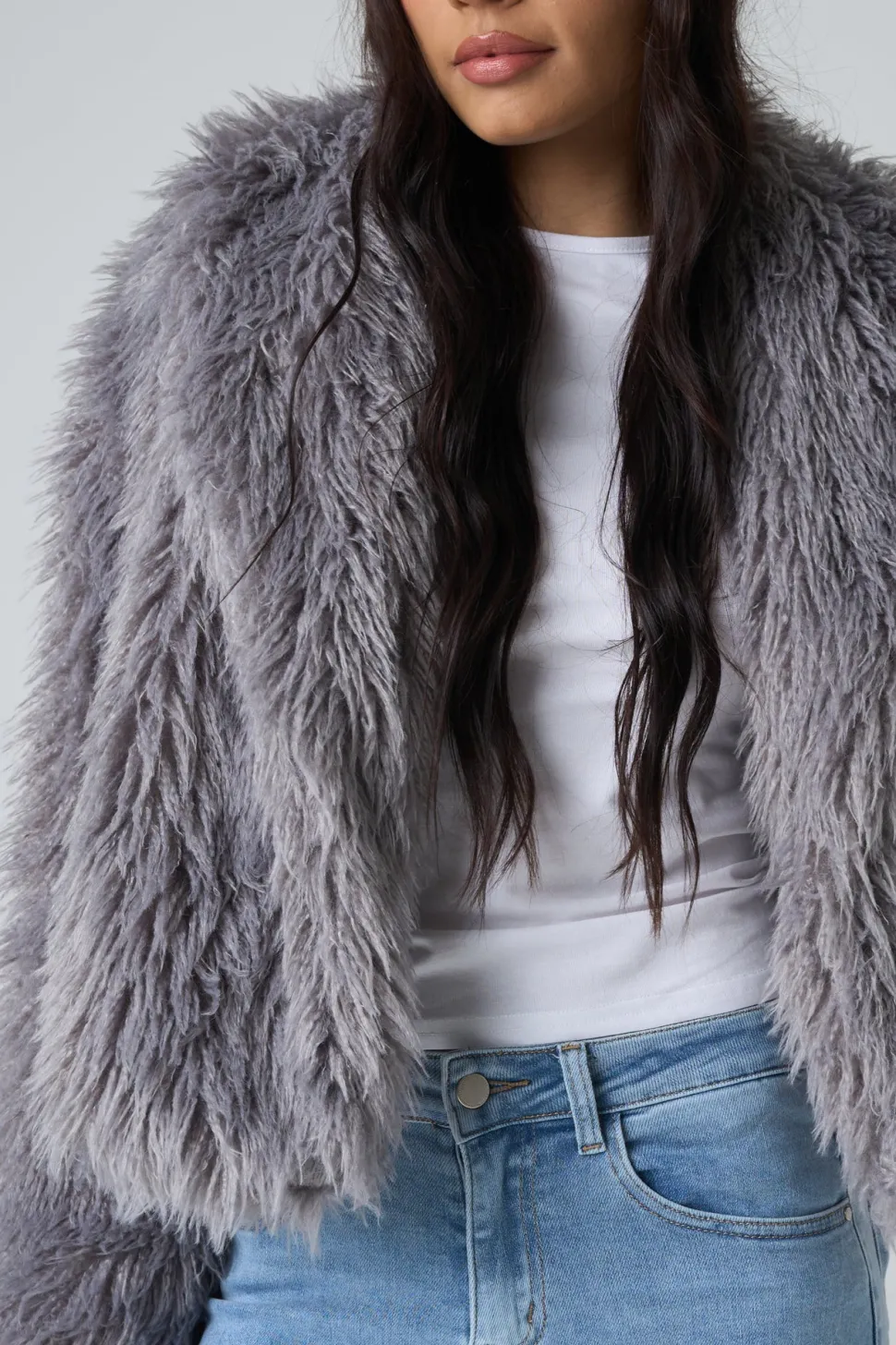 Store Short Shaggy Faux Fur Jacket Sculpt & Leisure | Kaiia The Label