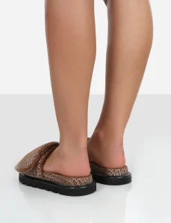 Store Sweeter Nylon Padded Slide Sandals Flats